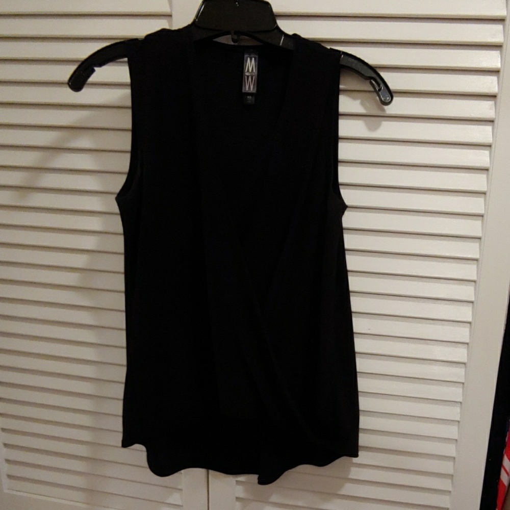 Marla Wynne crossover sleeveless blouse.